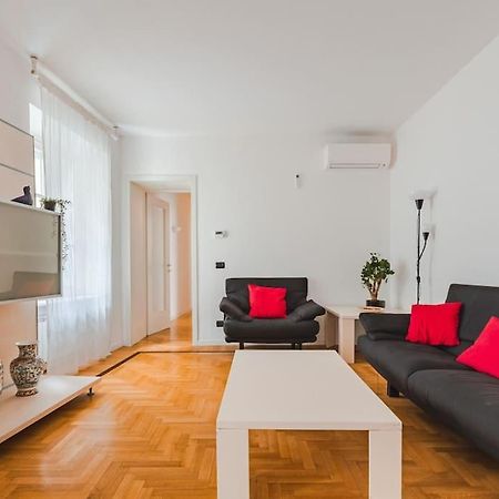 Piazza Unita Central Apartment トリエステ エクステリア 写真
